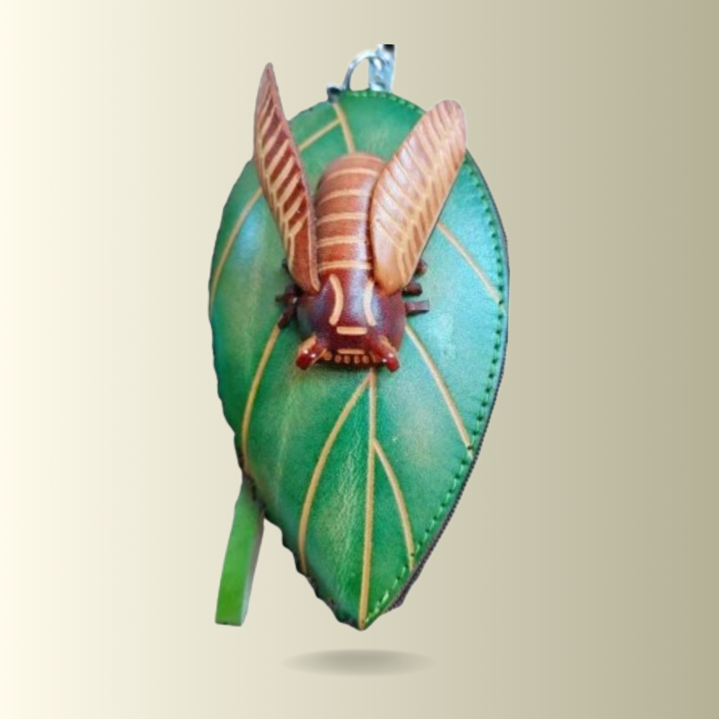 Fly On The Green Leaf - Leather Coin Purse